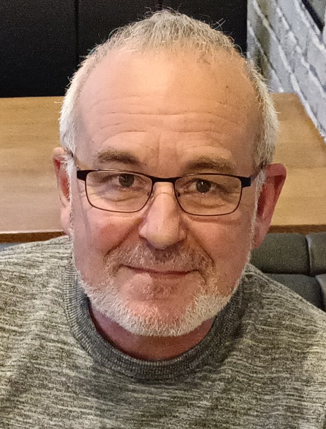 4B17D98C 5D41 4E84 8434 B206D9647B3E